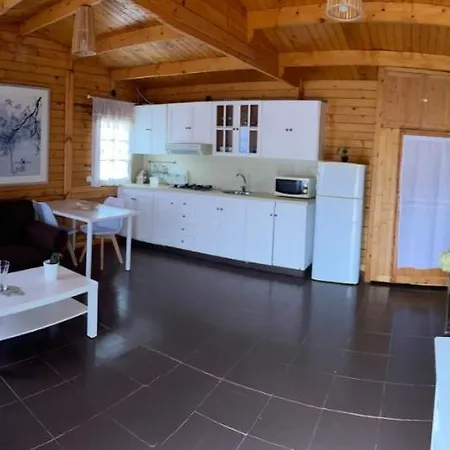 Шале Agradable Mini Casa De Madera Con Jardin Amplio Сан-Кристобаль-де-Ла-Лагуна