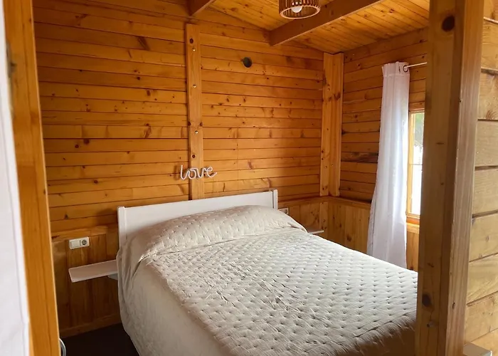 Agradable Mini Casa De Madera Con Jardin Amplio لا لاغونا